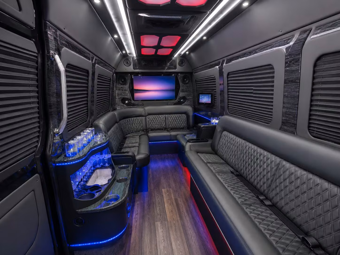 every government agency and federal office in virginia beach gets the right bus