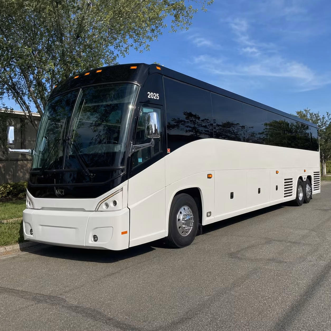 virginia beach college and university groups can ride in comfort on long distance trips